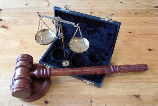 Presuda za diskriminaciju nad novinarima iz ugla advokata: Pozitivan primjer, presedan, ali i putokaz