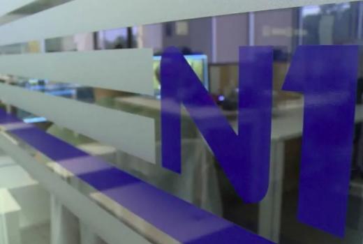 NUNS pozvao Vučića i Brnabić da prestanu sa targetiranjem medija i novinara