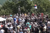 Napad na novinare tokom uklanjanja spomenika četničkom komandantu u Crnoj Gori